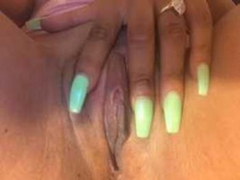 Lala, 27  female escort, Rockford