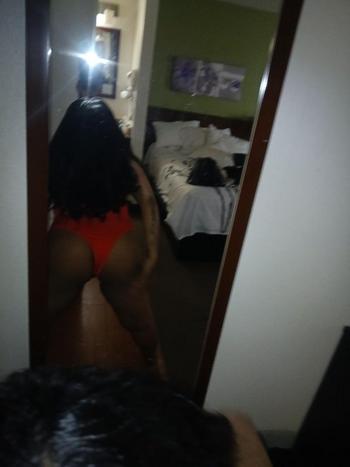 Nina, 30  female escort, Rockford