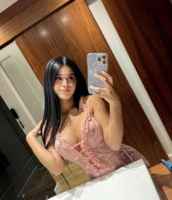 Sara, 23  female escort, Rockford