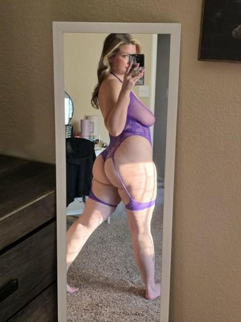 346-203-2060, 26  female escort, Rockford