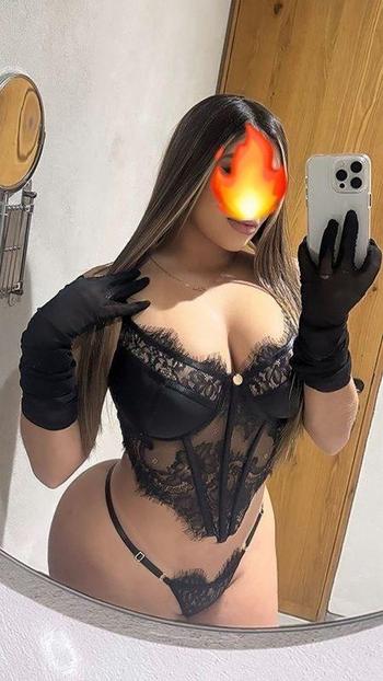 312-539-6709, 25  female escort, Rockford