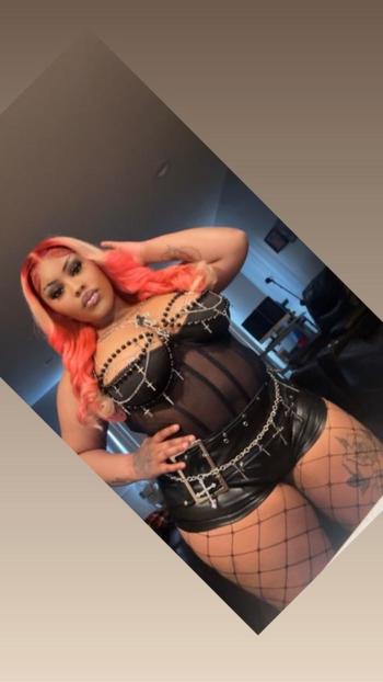 Bia, 22  female escort, Rockford