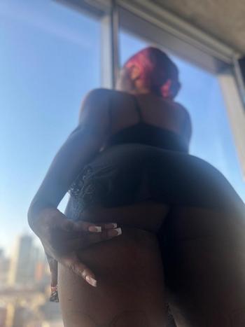 Juice , 26  female escort, Rockford