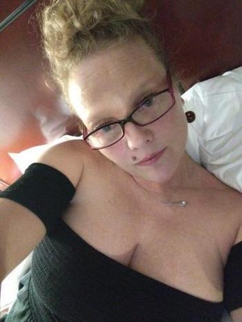8158369963, female escort, Rockford